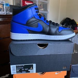 Jordan 1 blue